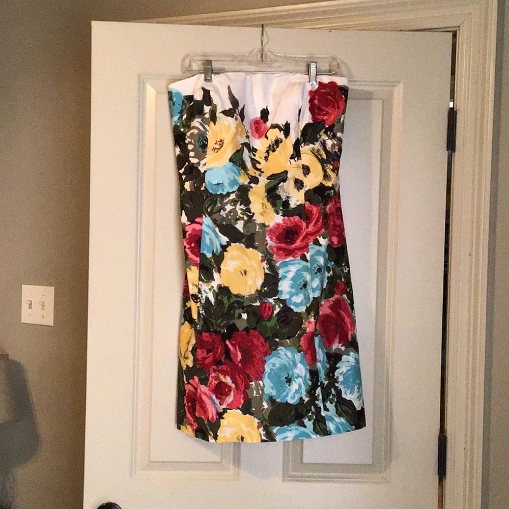 Strapless dress